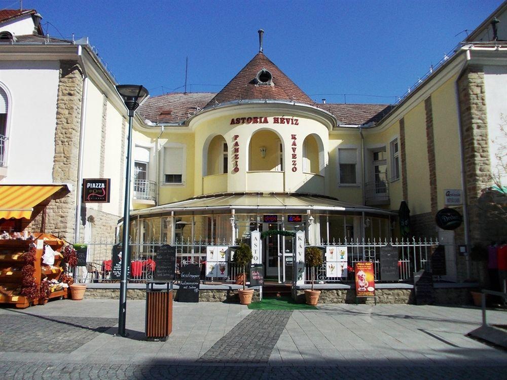 مبيت وإفطار Hévíz Astoria Panzio المظهر الخارجي الصورة